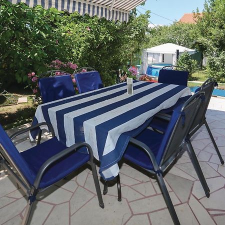 Amazing Home In Podstrana With Kitchen מראה חיצוני תמונה