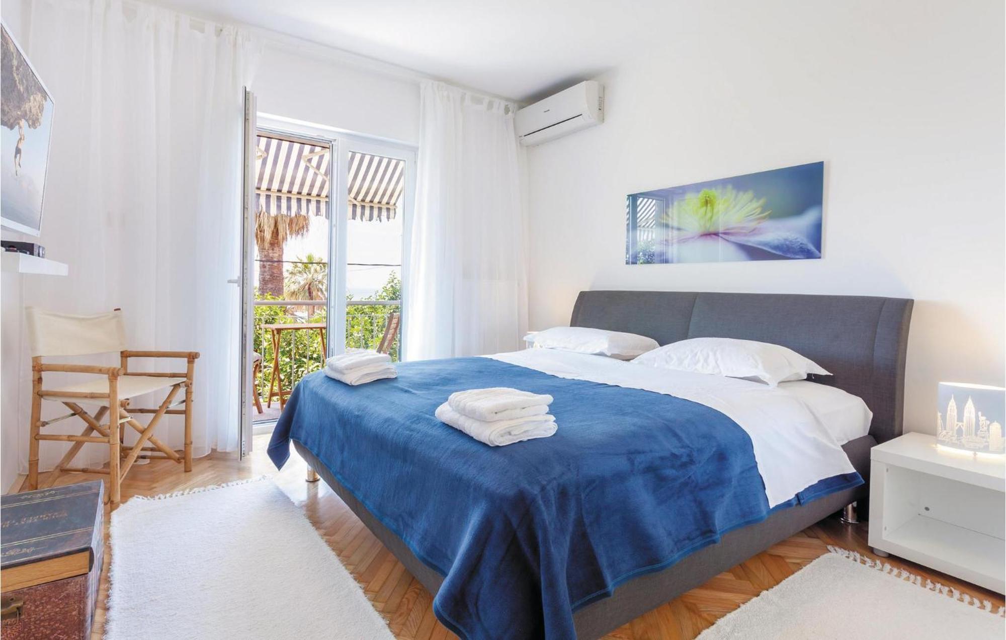 Amazing Home In Podstrana With Kitchen מראה חיצוני תמונה